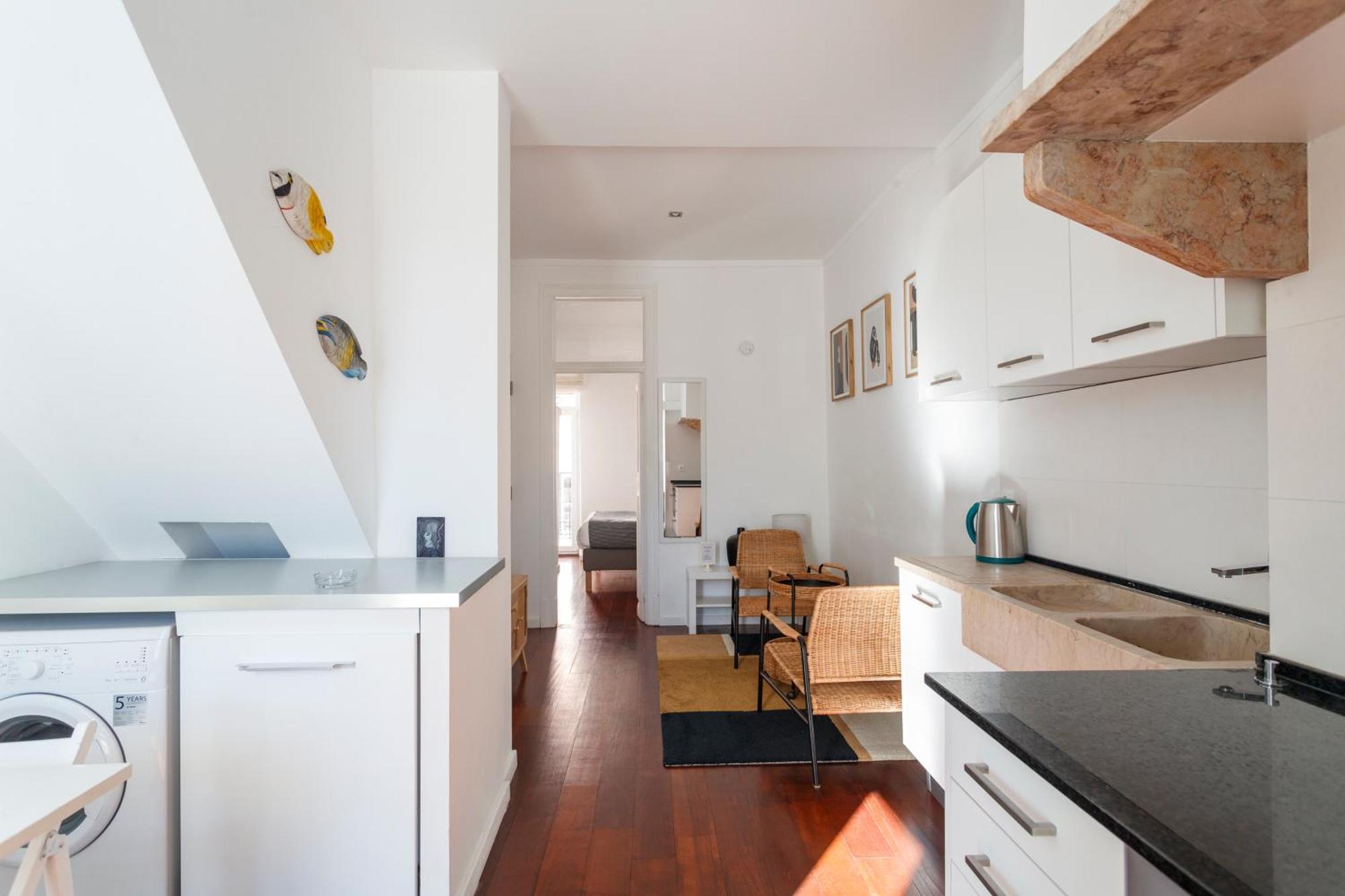 16 2 - Balcony Apartment
