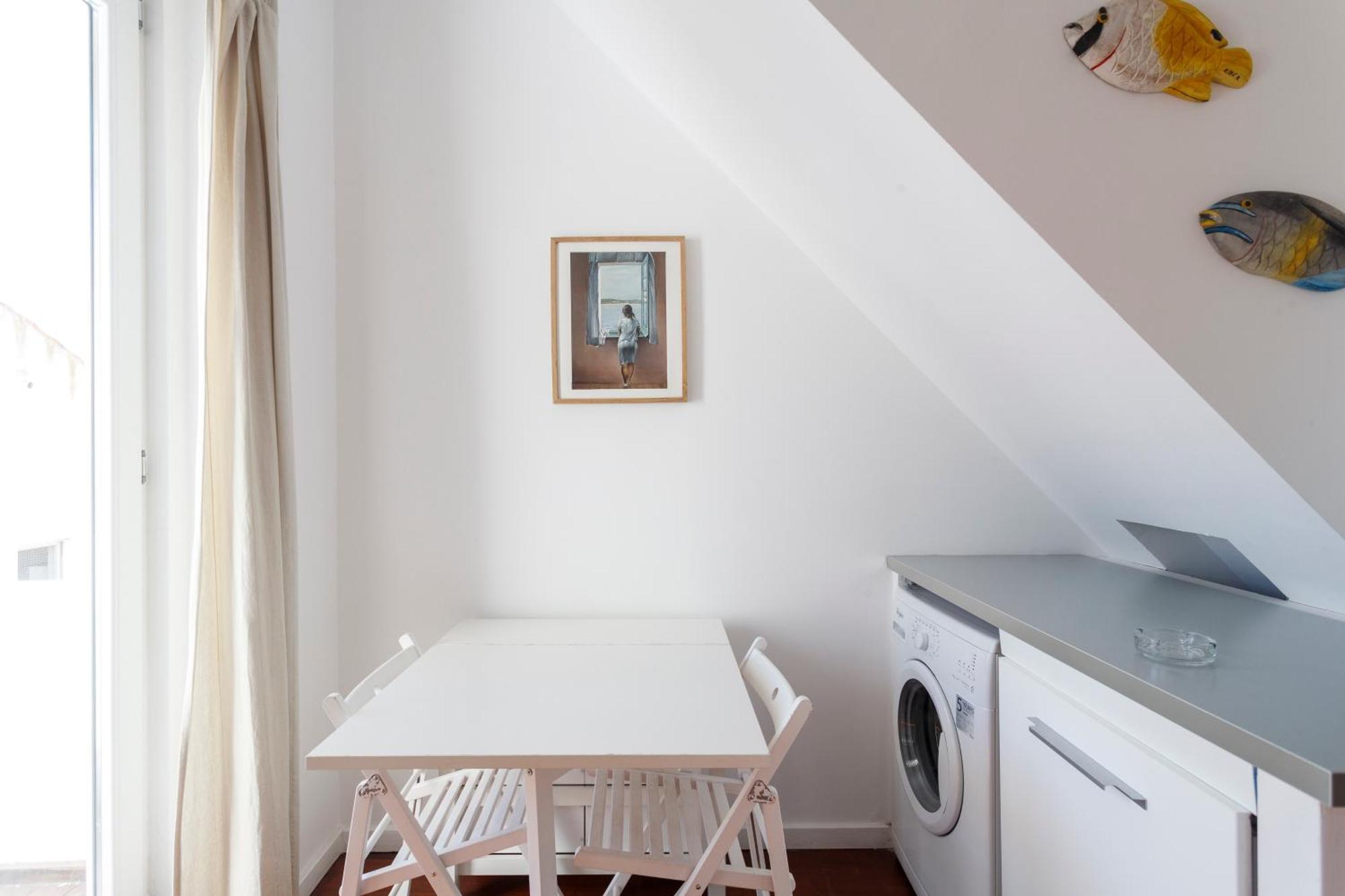 Apartment 16 2 - Balcony Lisbon